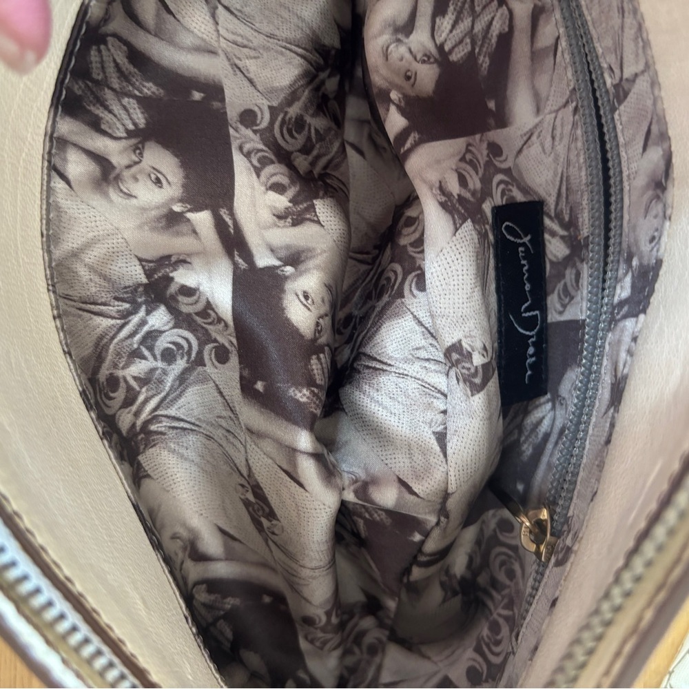 Purse - Picture 5 of 6